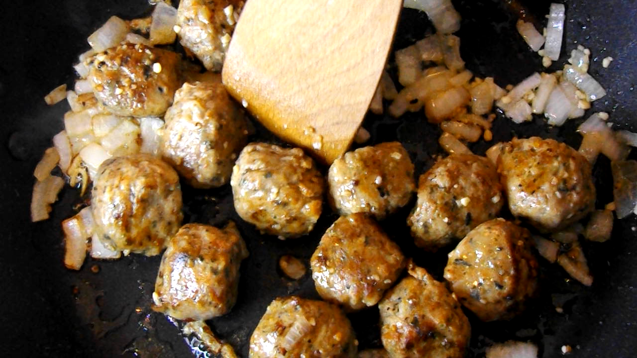 Quick Meals – Chicken Meatballs and Rice (with cheese!)